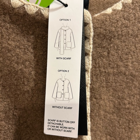 NWT BCBGMaxAzria Sweater w Cream Trim & Attached Scarf Sz M $298 - Picture 7 of 7